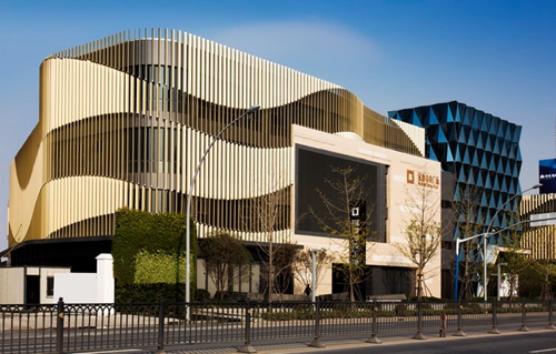 上海綠地中央廣場—光導管采光系統(tǒng)應用