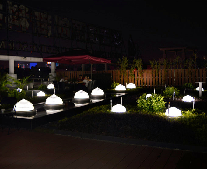 夜晚的導光管采光系統(tǒng)室外效果圖